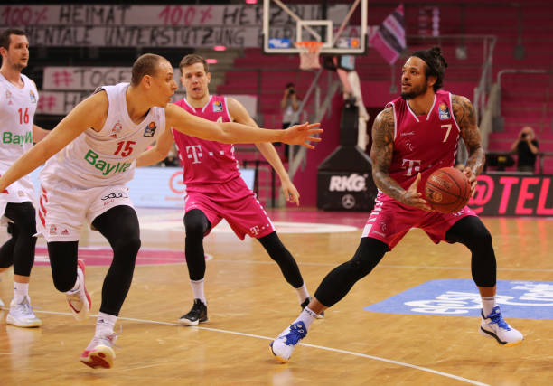 库里虽豪取 库里虽豪取