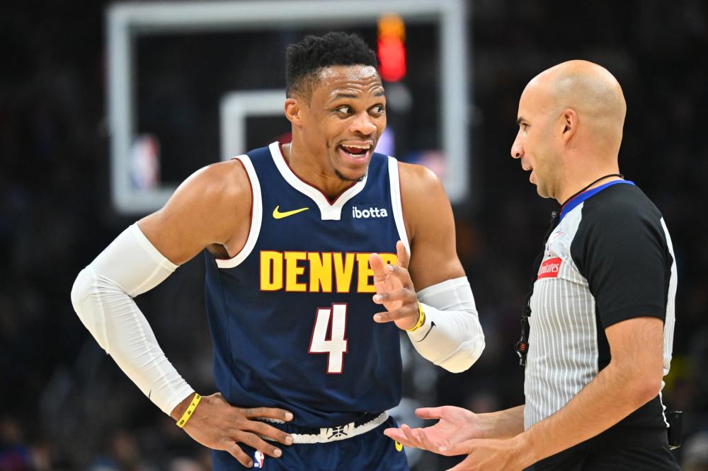 供了展示自 供了展示自